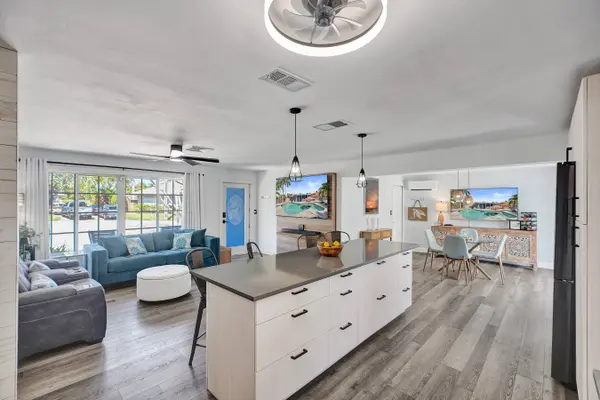 1221 SE 3rd AVE, Pompano Beach, FL 33060