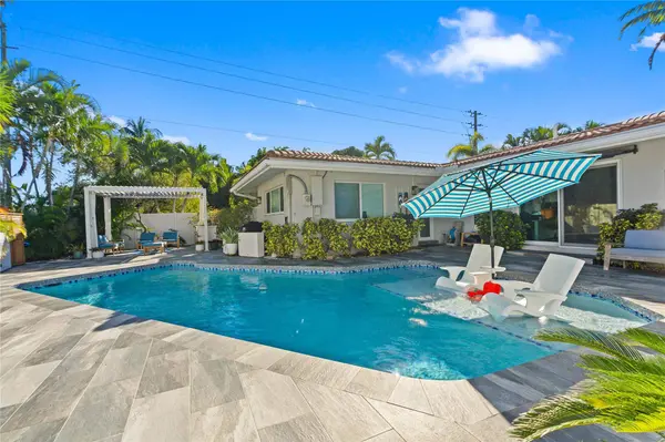 2615 NE 26th ST, Fort Lauderdale, FL 33305
