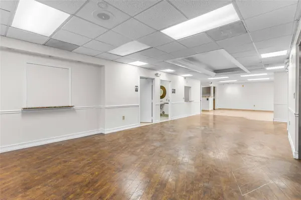 2466 E Commercial BLVD #102-103, Fort Lauderdale, FL 33308