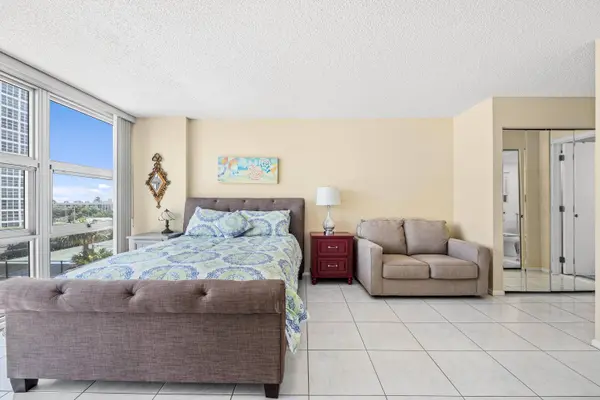 525 N Ocean BLVD #D, Pompano Beach, FL 33062