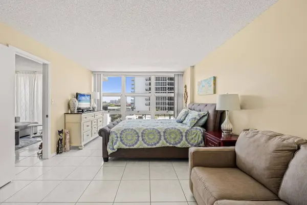 525 N Ocean BLVD #D, Pompano Beach, FL 33062