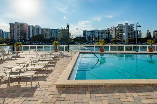 3001 S Ocean DR #727, Hollywood, FL 33019