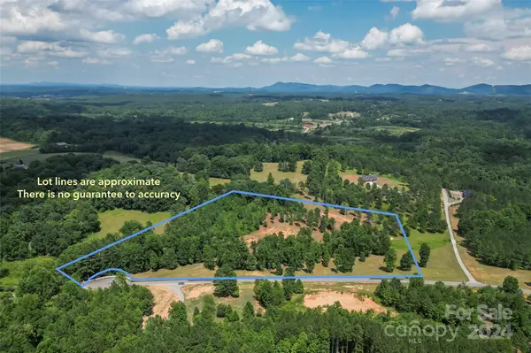2791 Cornwell DR, Morganton, NC 28655