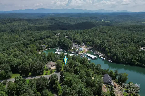 2076 Waterford WAY, Morganton, NC 28655