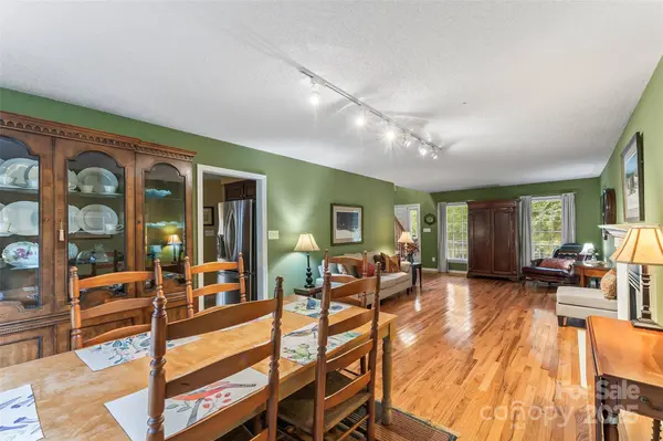 4617 Harbor View TER, Morganton, NC 28655