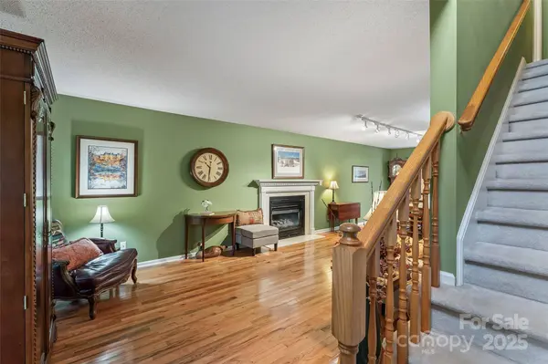 4617 Harbor View TER, Morganton, NC 28655