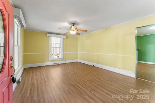 107 Burkemont AVE, Morganton, NC 28655