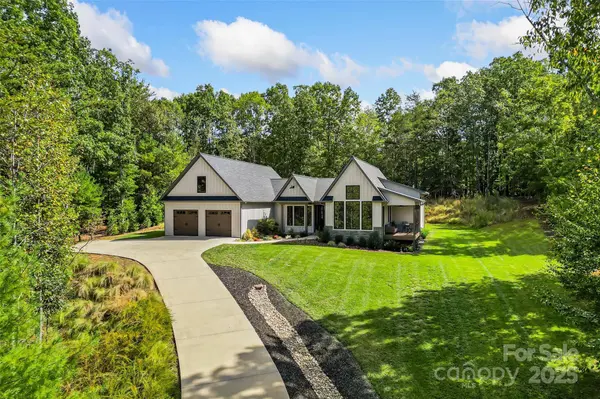 204 Old Mill DR, Morganton, NC 28655