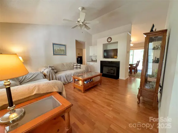 109 Doe RUN, Morganton, NC 28655