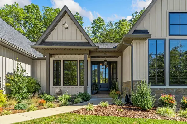 204 Old Mill DR, Morganton, NC 28655