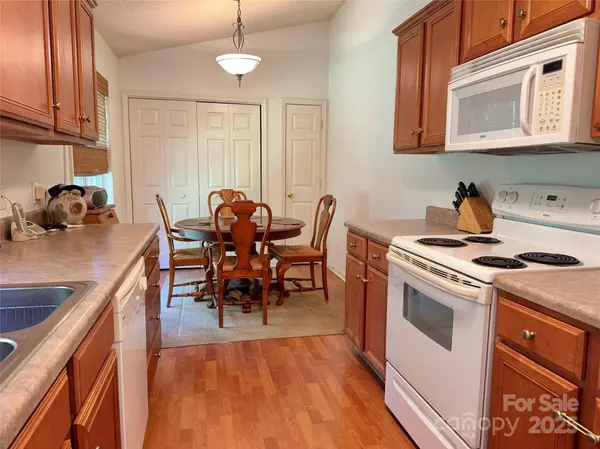 109 Doe RUN, Morganton, NC 28655