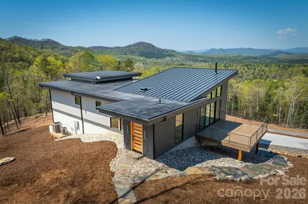 463 Summit TRL, Nebo, NC 28761