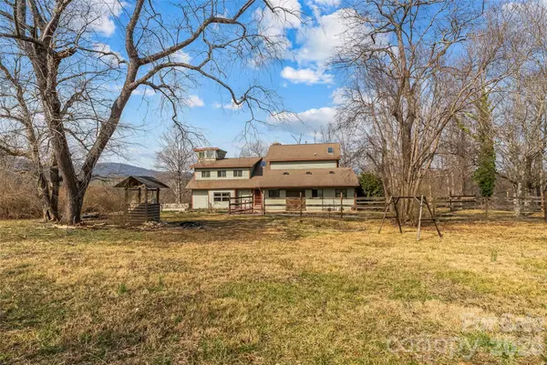 2590 Airport RD, Marion, NC 28752