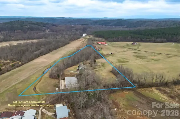 2590 Airport RD, Marion, NC 28752