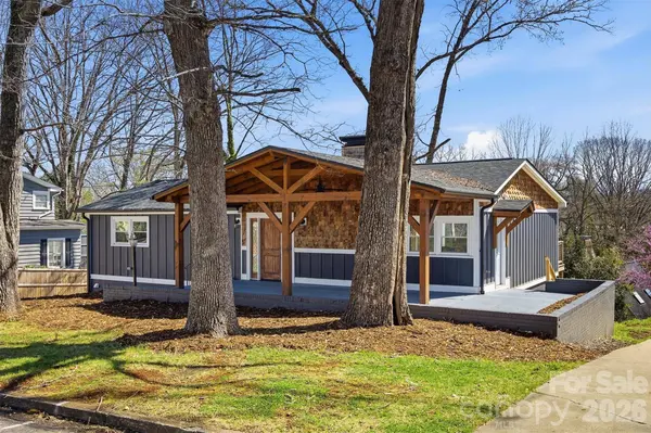 223 W Park DR, Morganton, NC 28655
