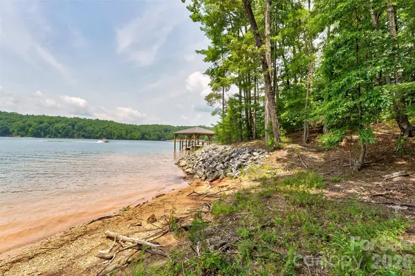159 Deer Berry DR #62, Nebo, NC 28761