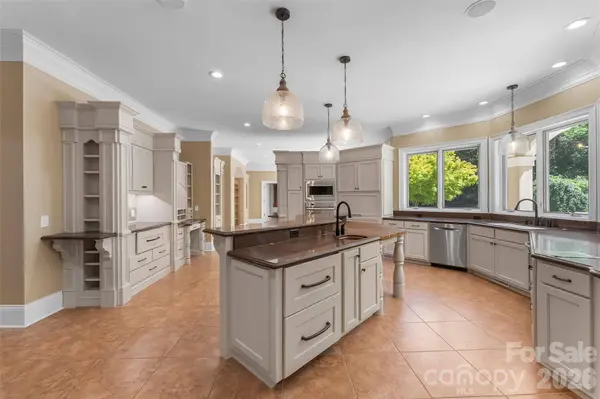 1090 Pearidge RD, Bostic, NC 28018
