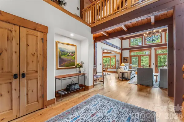 1814 Yellow Fork TRL E, Nebo, NC 28761