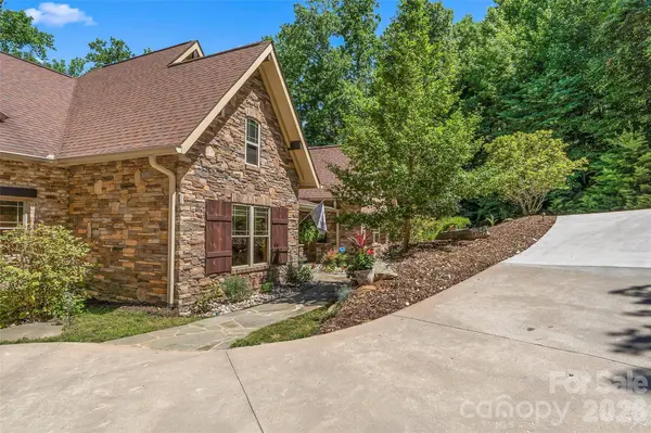 1313 High Trail DR, Nebo, NC 28761