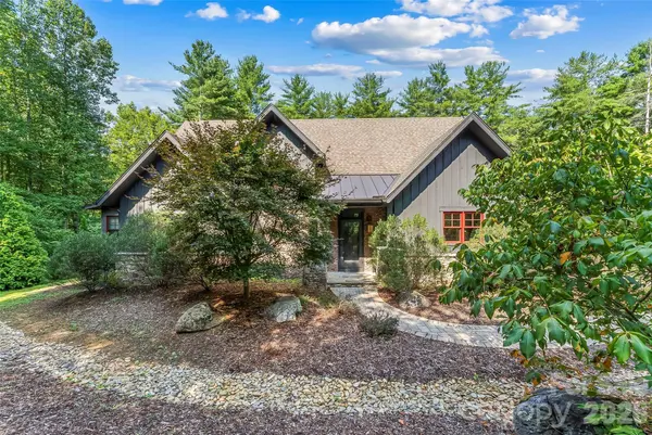 3201 Donahue DR, Nebo, NC 28761