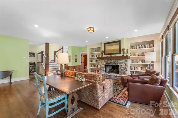 3201 Donahue DR, Nebo, NC 28761