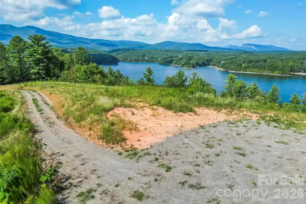 84 Peninsula DR #3, Marion, NC 28752