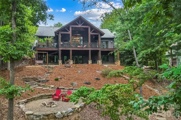5069 Lighthouse CT