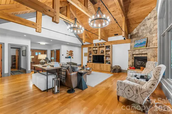 5069 Lighthouse CT, Morganton, NC 28655