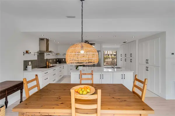 5107 SAINT ALBANS AVE, Sarasota, FL 34242