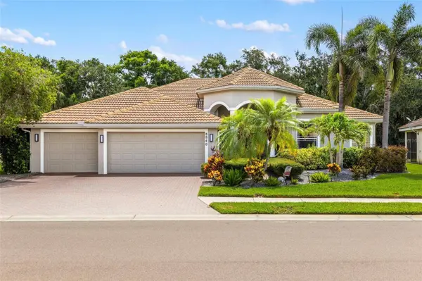 8840 BROOKFIELD TER, Bradenton, FL 34212