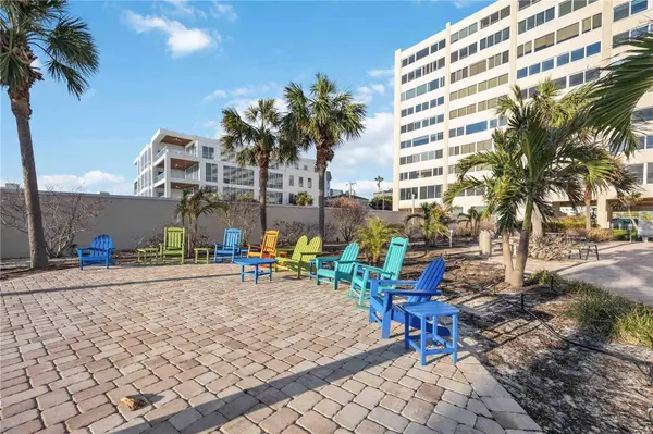 6140 MIDNIGHT PASS RD #407, Sarasota, FL 34242