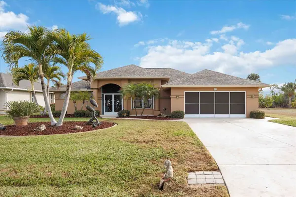 55 CLUBHOUSE DR, Rotonda West, FL 33947