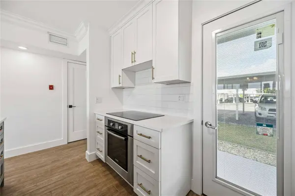 769 JOHN RINGLING BLVD #2, Sarasota, FL 34236