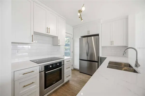 769 JOHN RINGLING BLVD #2, Sarasota, FL 34236