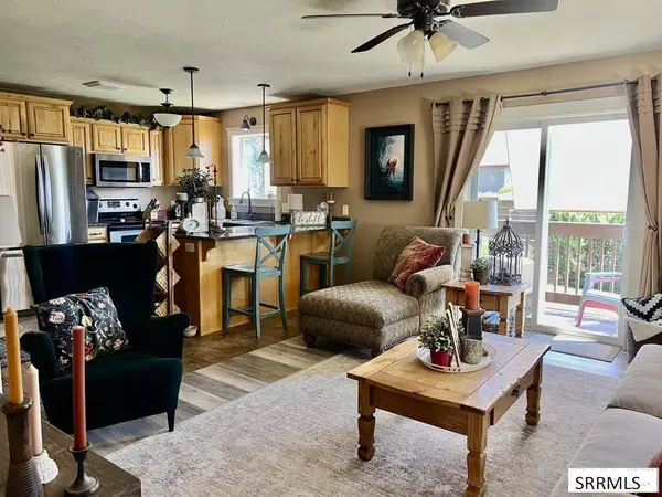 718 Valley Centre Drive, Driggs, ID 83422