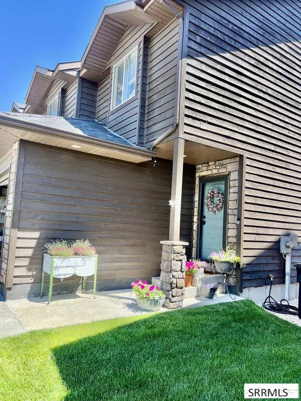 718 Valley Centre Drive, Driggs, ID 83422