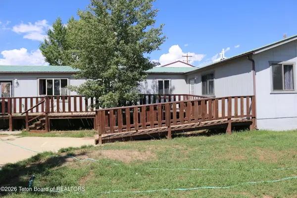 131 S JACKSON Avenue, Pinedale, WY 82941