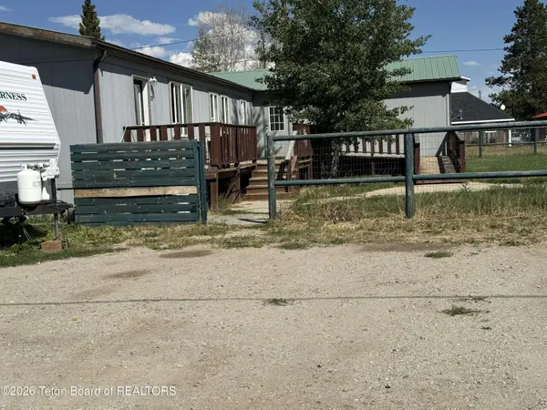 131 S JACKSON Avenue, Pinedale, WY 82941