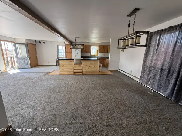 131 S JACKSON Avenue, Pinedale, WY 82941