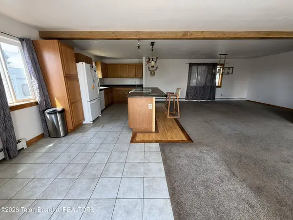 131 S JACKSON Avenue, Pinedale, WY 82941