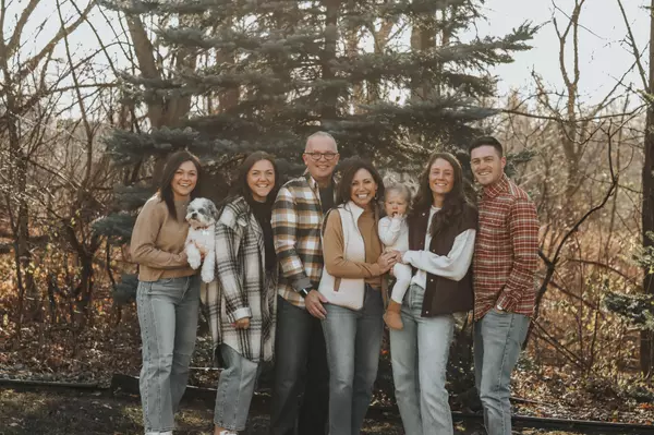 Lori Anderson - real Estate - Engel & Volkers Prior Lake