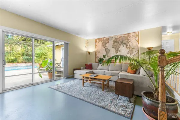 5969 Yerba Buena RD, Santa Rosa, CA 95409