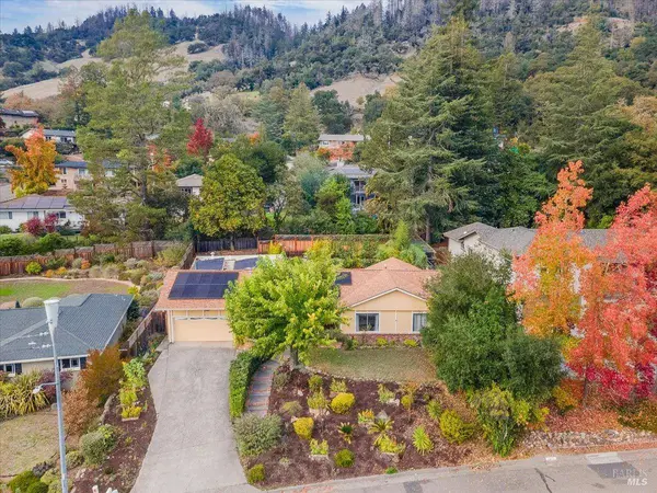 5969 Yerba Buena RD, Santa Rosa, CA 95409