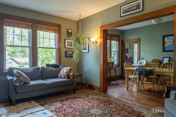 22 Winona AVE, Saranac Lake, NY 12983