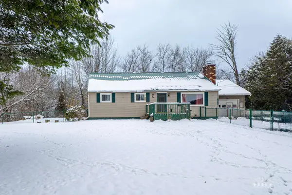 8 Pimstein AVE, Tupper Lake, NY 12986