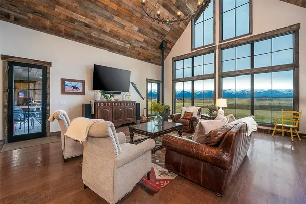 93 Goose LN, Kalispell, MT 59901