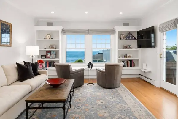 70 Grapevine Road #B, Gloucester, MA 01930