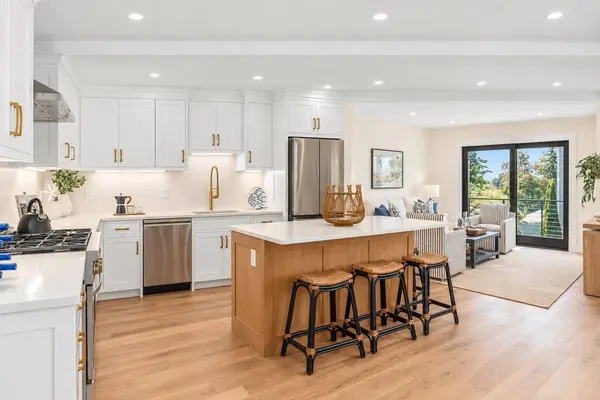 13 Hammond Street #1, Gloucester, MA 01930