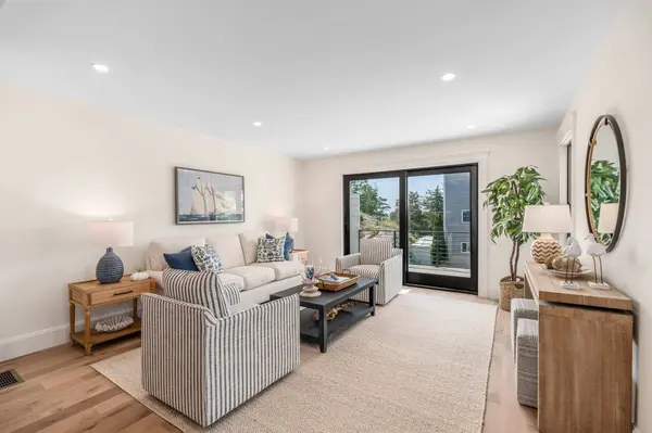 13 Hammond Street #1, Gloucester, MA 01930