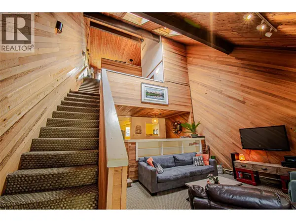 138 CLEARVIEW Road, Penticton, BC V0X1K0